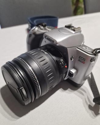 Macchina fotografia Canan EOS 300