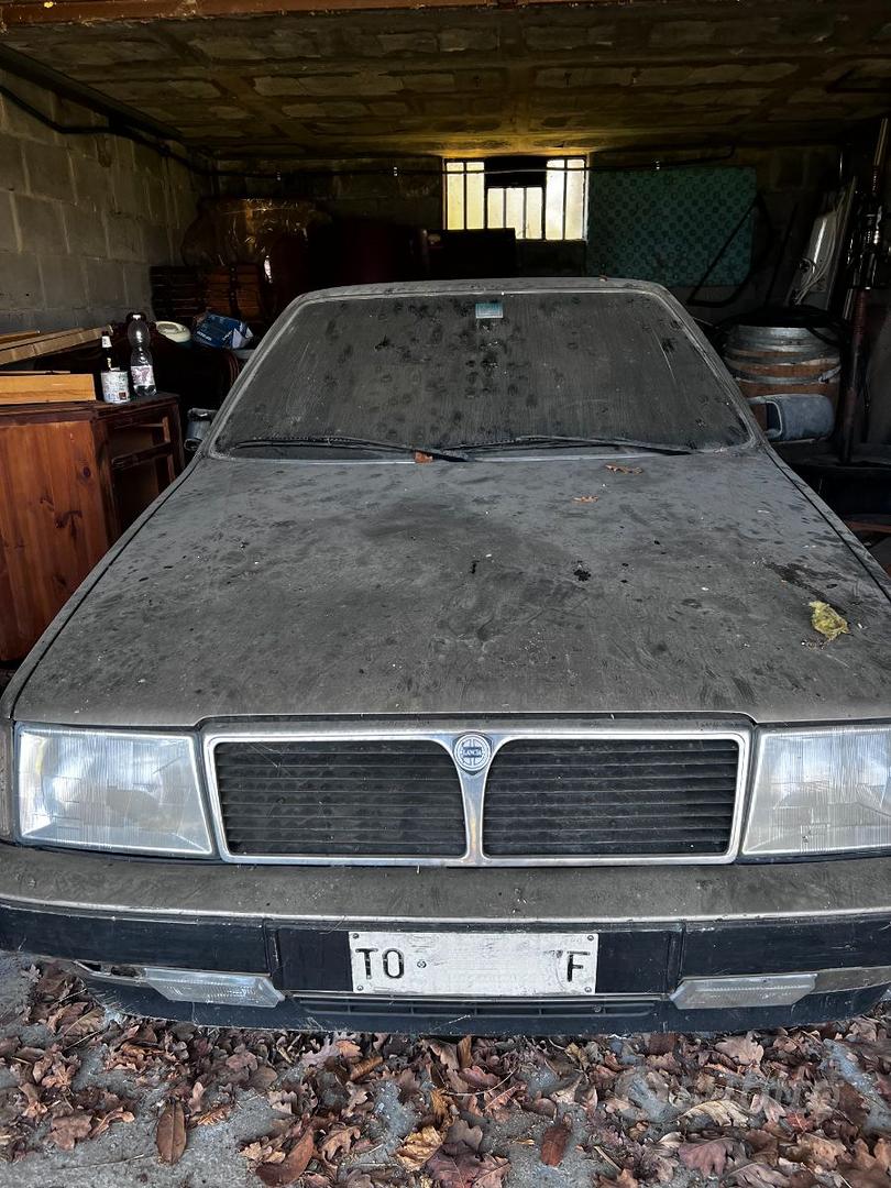Lancia Thema