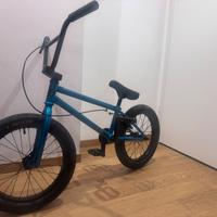 Bici BMX freestyle 18 pollici