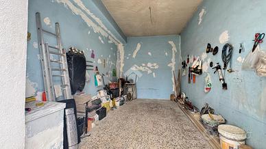 MAGAZZINO A CORIGLIANO-ROSSANO