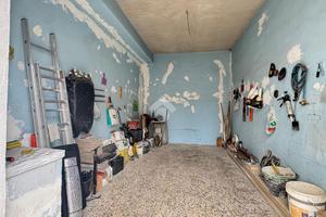 MAGAZZINO A CORIGLIANO-ROSSANO