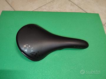 Sella bici da corsa/gravel