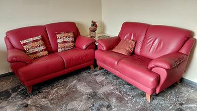 divani pelle rossa