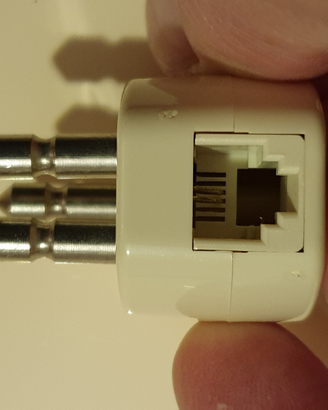 Spina telefonica e cavo