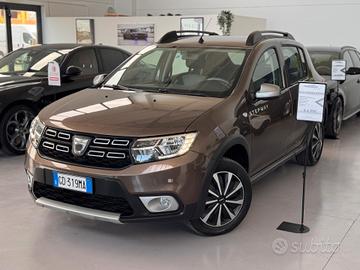 Dacia Sandero Stepway 1.0 TCe 100CV ECO-G 15th Ann