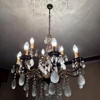 Lampadario in stile antico