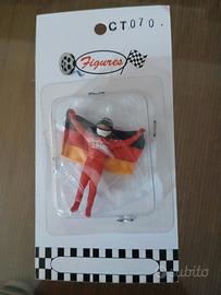 1:43 Figura Michael Schumaker con bandiera 1996 -