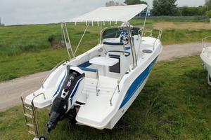 Blumax 23 Deck c/ Evinrude BF150 H.O