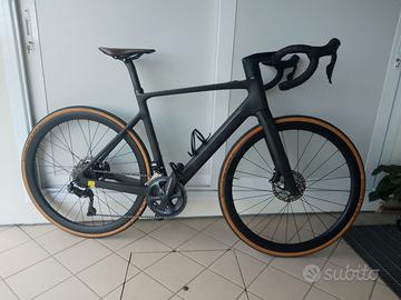 E-Bike - Bici da corsa Scott Addict eRIDE 10