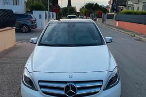 Mercedes b200