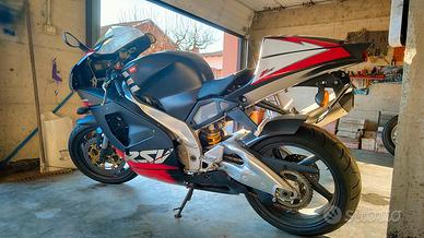 Aprilia rsv mille 2002