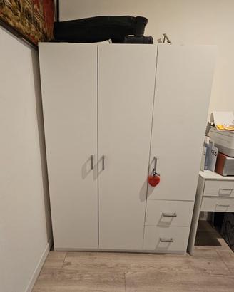 Armadio bianco