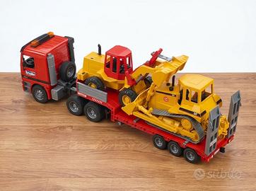 Limited Edition Bruder Camion +Ruspa CAT e Pala