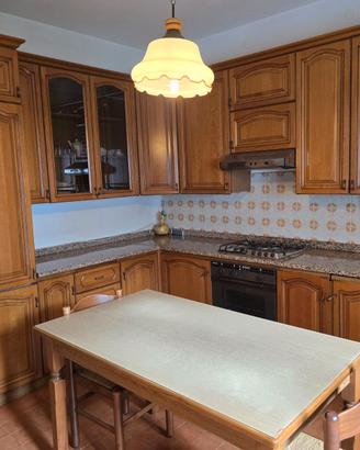 Cucina componibile in stile.