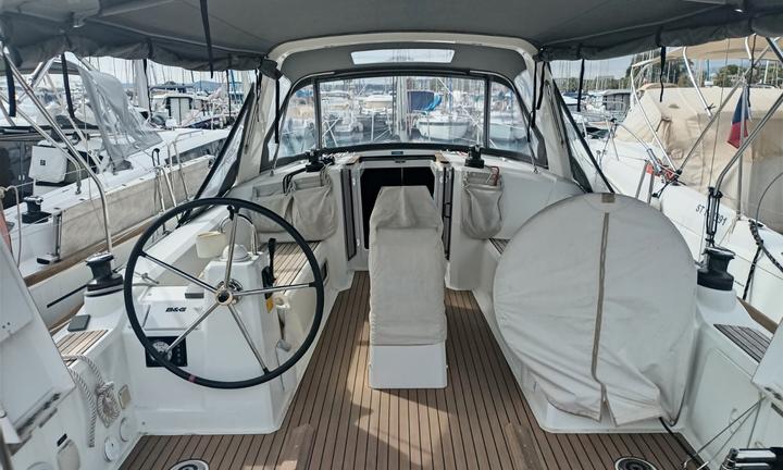 Beneteau Oceanis 35.1 - 2017