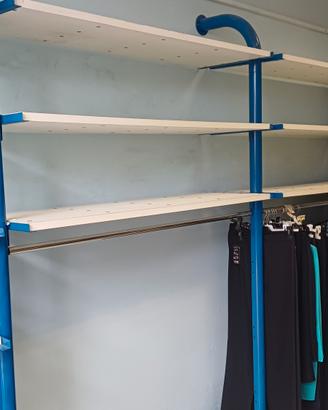 Mobilia per arredo negozio