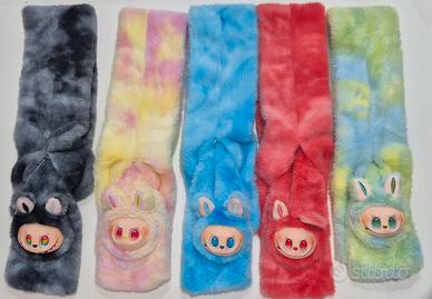 sciarpa labubu peluche