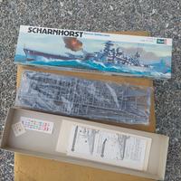 Modellino nave da guerra tedesca Scharnhorst Revel