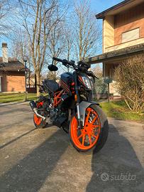 Ktm duke 125