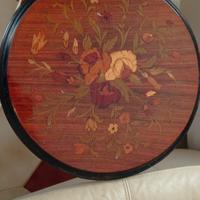 tavolino intarsiato 