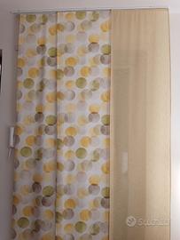 Tende a pannello giapponese con binario 