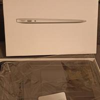 MacBook Air 13 - 7,2  (13-inch, 2017)