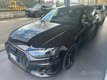 Audi A4 RS 4 Avant