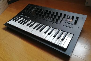 Korg minilogue xd