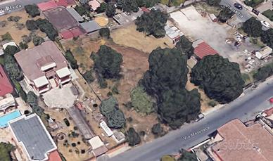Terreno di 1020 m² a Roma