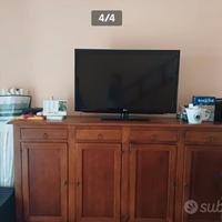 Madia e tavolo arte povera in buone condizioni