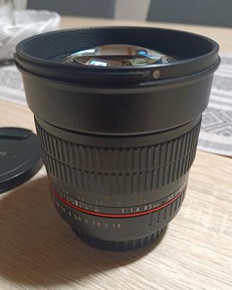 Obiettivo Samyang 85mm f1.4 as if umc Canon EF 