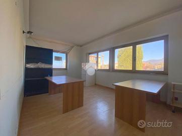 4 LOCALI A MONTOPOLI DI SABINA