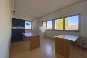 4 LOCALI A MONTOPOLI DI SABINA