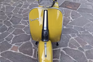 Vespa 50 special
