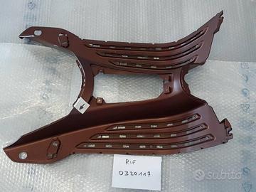 Pedana vespa primavera 125 50° marrone