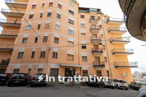 Appartamento di 145 m² con 5 locali a Catanzaro