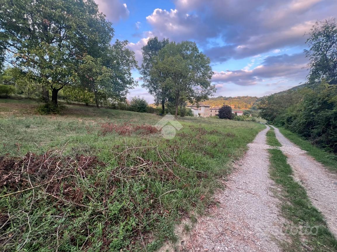 TER. RESIDENZIALE A TRAVERSETOLO - Vista 3