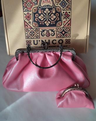 borsa e portamonete in pelle 