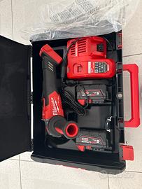Smerigliatrice a batterie Milwaukee