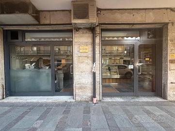 NEGOZIO A ALBISOLA SUPERIORE