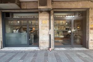 NEGOZIO A ALBISOLA SUPERIORE