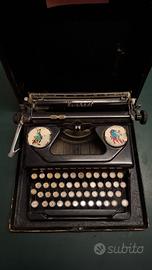 macchina da scrivere Everest