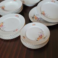 Servizio piatti in fine porcellana di Boheme Thun.