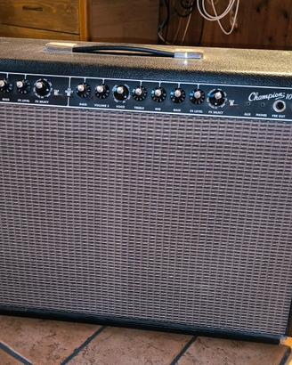 Fender Champion 100 + pedale