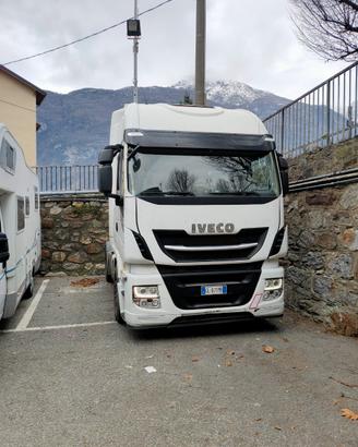 Trattore stradale volendo con azienda