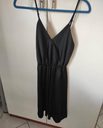 Abito nero a pantalone