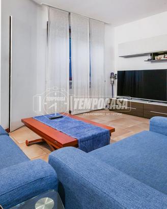AMPIO QUADRILOCALE CON BOX