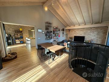 CASA SEMINDIPENDENTE A CASTELNOVETTO