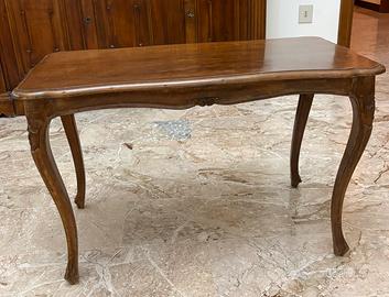 Tavolino da salotto in legno stile classico