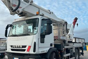 Iveco 180E28 autogru piattaforma Aerea 32 metri